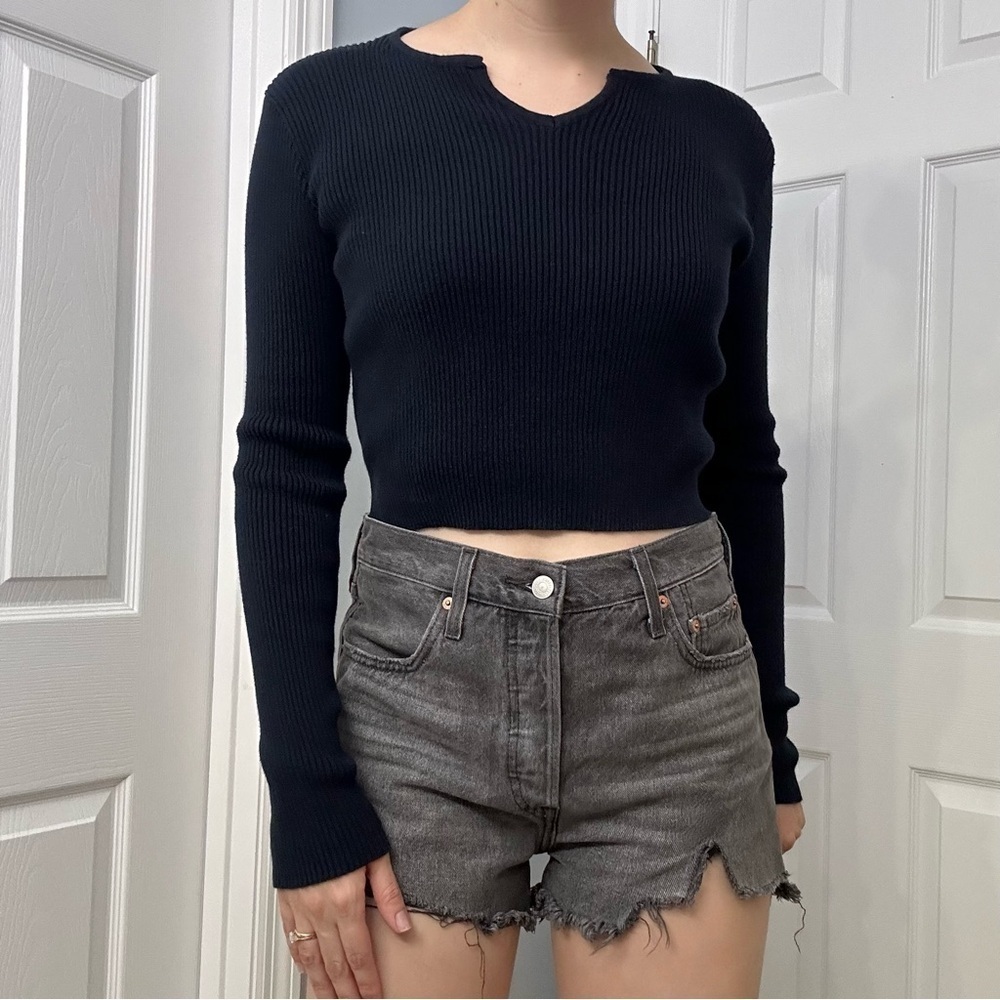 Brandy Melville Crop Top Long Sleeve Ribbed V-Neck Grunge Cotton Navy Blue Fall